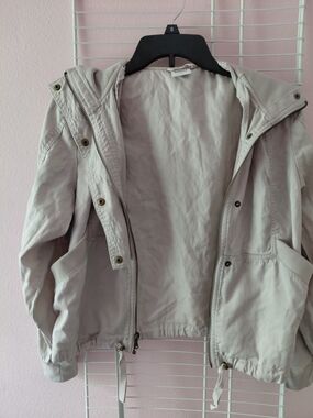 Sonoma Light Beige Casual Pullover Top